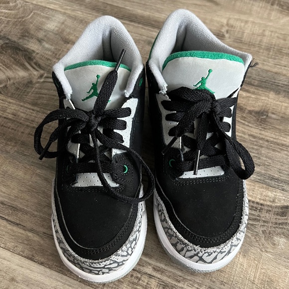 Air Jordan 3 Retro 'Pine Green' Sneakers Kids PS Size 1Y - 429487-030 - Picture 7 of 15